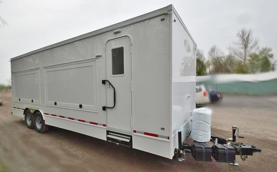 16 station handwashing trailer with sleeper closed