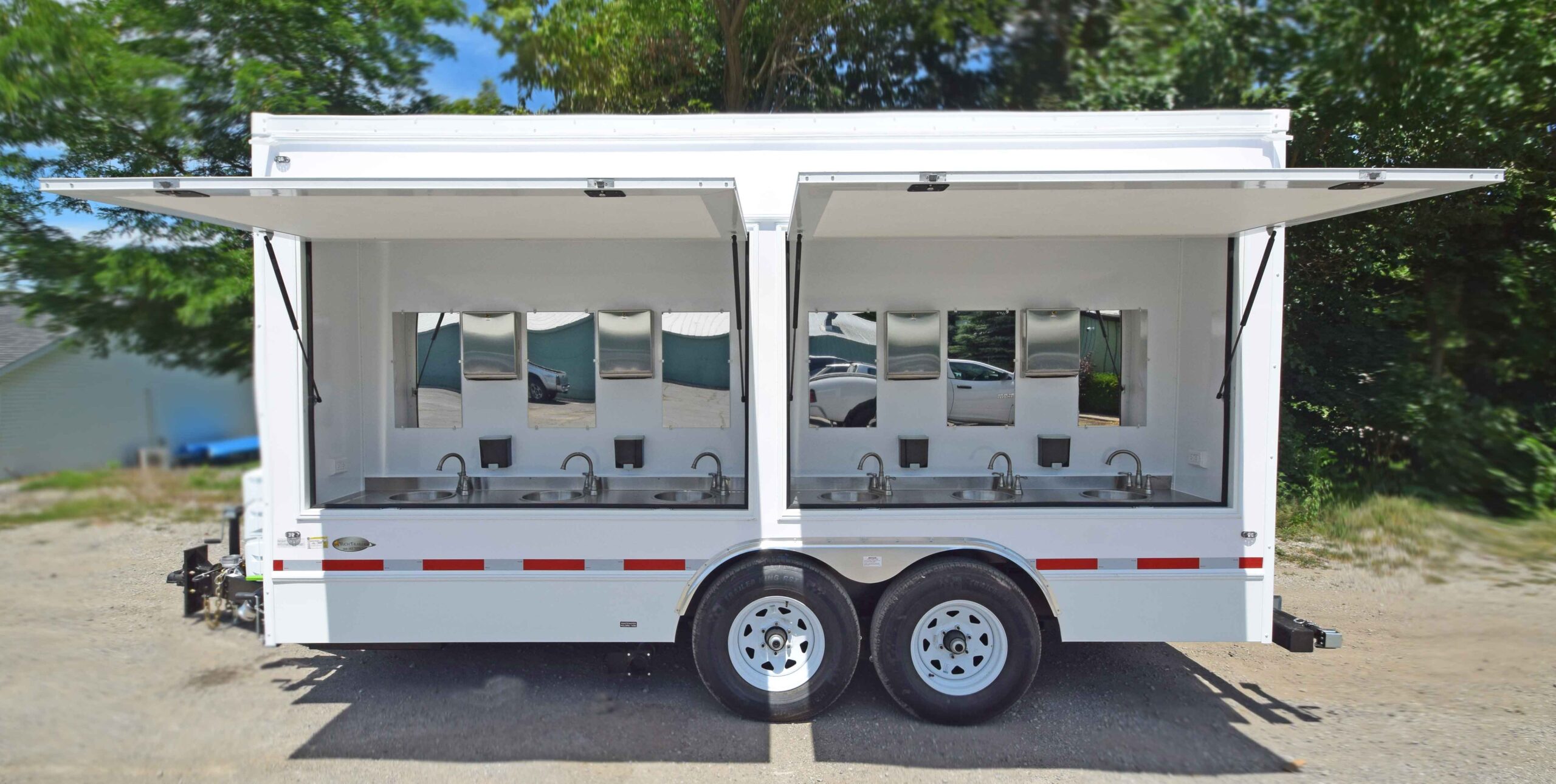 Hand washing trailer 12 sink