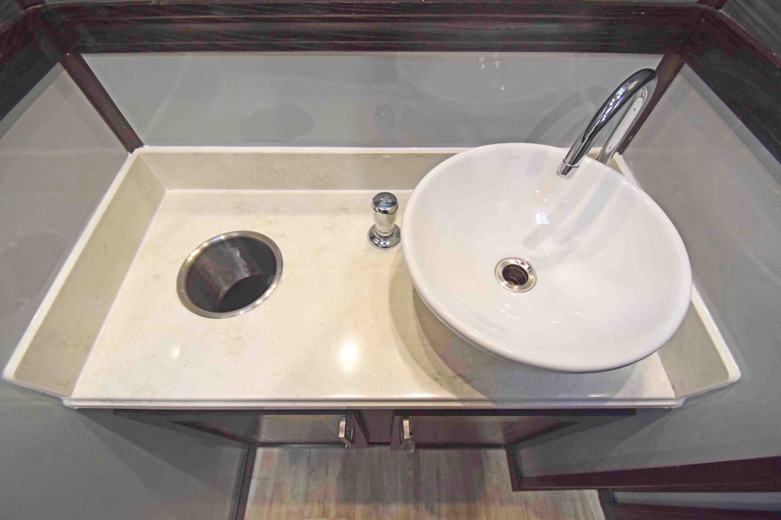 Luxury vanity sink FS 754 four station restroom trailer