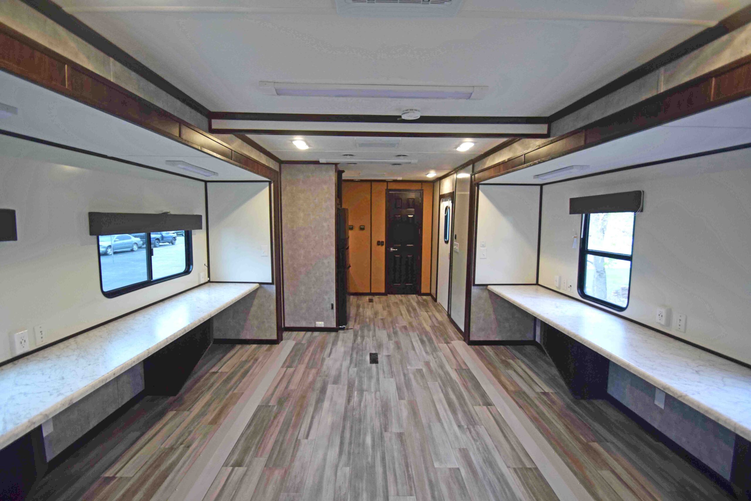 14-Station Office Command Trailer - Rich Specialty Trailers