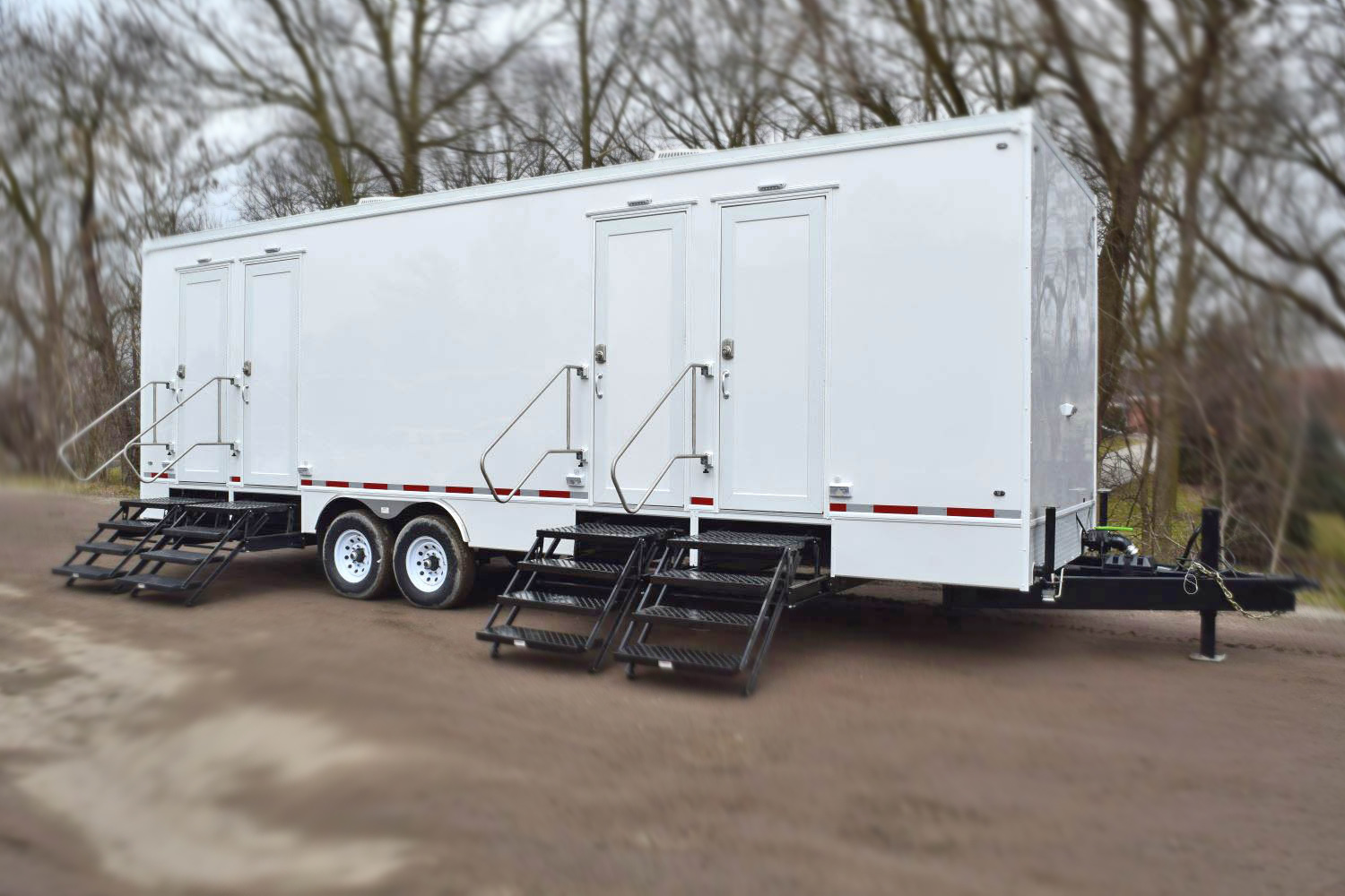 11 station restroom trailer exterior