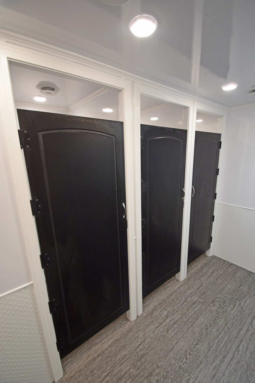 oil field restroom trailer with stall doors